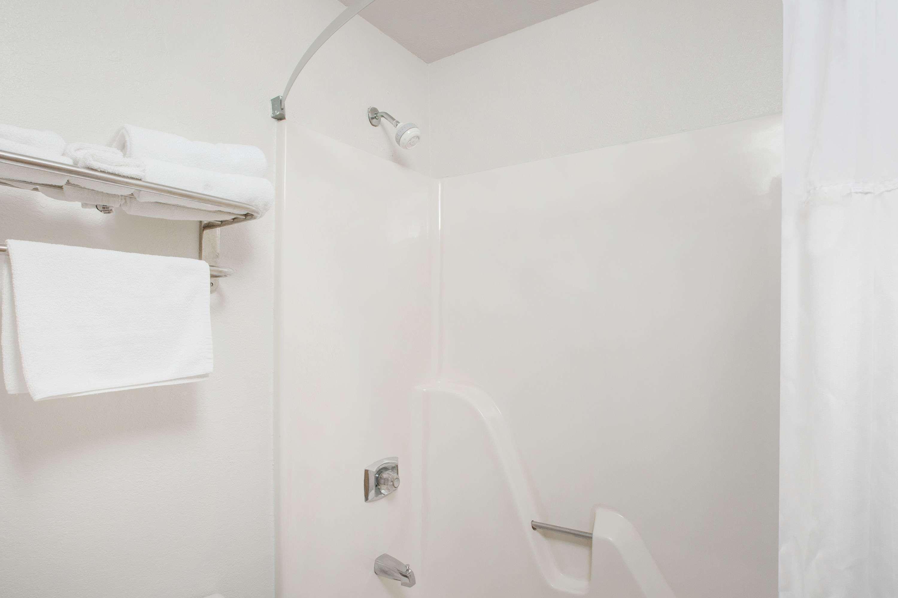 Days Inn By Wyndham Ankeny - Des Moines Ngoại thất bức ảnh